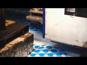 Labelling of packages with applicator Compa II APL 100