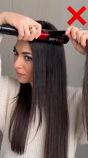 474K views · 2K reactions | Easy Flat Iron Hack ✅ #hairstyletutorial #hairhack #flatiron #hairtok #hairinfluencer #hairinspo #hairtutorial #longhairstyles #hairtrends #howto | Edwards Reeva | Facebook