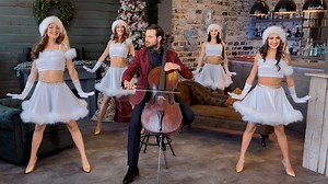 Have a holly, jolly Christmas, it’s the best time of the year 😜🎄 https://www.instagram.com/hausercello | HAUSER