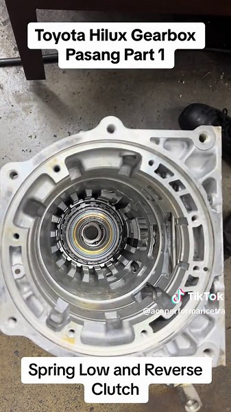 Toyota Hilux Gearbox Repair Guide Part 1