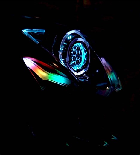 シグナXの高速快適仕様とバンブルビーの魅力