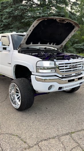 Some one kill the lightsss✨ #fassfuelsystems #lbz #fyp @GLR