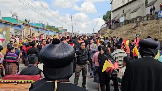 1.2K views · 103 reactions | The Guatemalan Syriac Orthodox Church faithful extended a warm welcome to Holy Syriac Orthodox Church Patriarch His Holiness Mor Ignatius Aphrem II and the three newly ordained native metropolitans during their visit to Guatemala. They were joined by Syriac Orthodox Metropolitans from Syria, Malankara (India), and Guatemala, fostering a sense of unity and camaraderie among the global Syriac Orthodox community. Video 1 | Universal Syriac Orthodox Church | Facebook