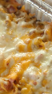 Ree's hearty, individual-size breakfast casseroles can be made ahead of time and frozen for busy mornings 😋🍳 Get more recipes from The Pioneer Woman, Saturdays at 10a|9c and stream on HBO Max: https://streamonm.ax/49k0byb! Get the recipe: https://foodtv.com/40Swkdu | Food Network