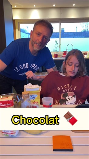 Recette du gâteau au chocolat 🍫, bravo Louise ♥️ #charlyetlouise #charlypotter #recette #gateauauchocolat