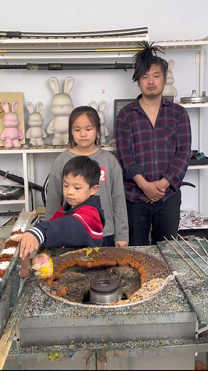 Cartoon cotton candy making process | Cotton Candy Guy