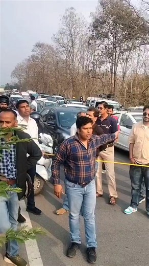 This can happen only in India where Police can hold the common citizens for hours by blocking the road with barricades and ropes to ensure safe and smooth passage for a politician. This road was built by tax payer's money but only VIPs can use it?