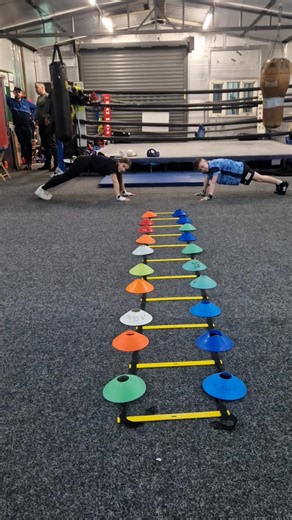 Some Christmas Craic in the club tonight with Eva winning the Christmas comp!!🎄👏👏 | Erne Boxing Club