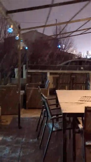 Nouvelle chute de NEIGE à TRETS POURRIERES - CE MERCREDI 7 JANVIER 2025 vers 18H30 vues par les internautes REPORTAGE : https://tretsactu.fr/actu/lesbrevesdactuSEULE.php?id=9324 | Trets au coeur de la Provence