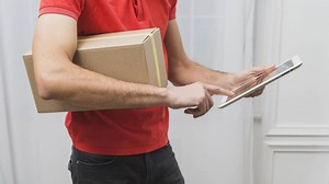 Que faire si votre colis est considéré comme livré mais que vous ne l’avez pas reçu ? On vous répond
