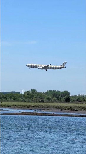 Condor Airlines Airbus A330-900neo - 8K