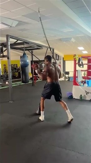 Anthony Joshua working on his craft ahead of his return to the ring 🧪