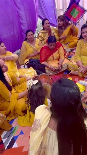 #punjabifolkmusic #wedding #dance #folkmusic #boliyan #folkdance #punjabisong #gidhasteps #folkart