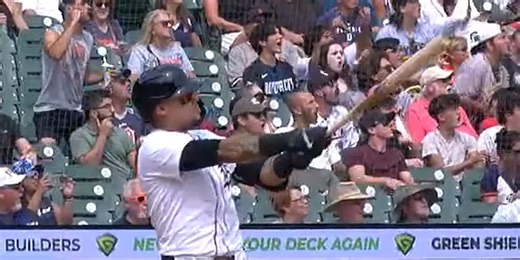 Báez's 2-run blast shocks Muñoz, sinks Mariners