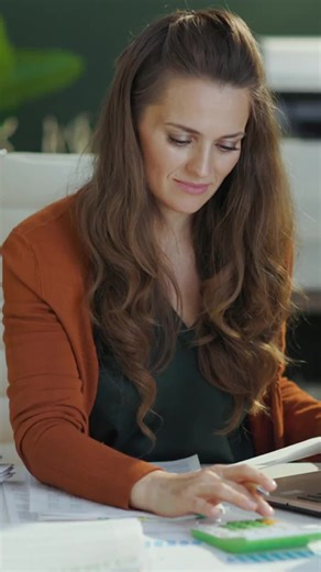 Signs your business needs professional bookkeeping: messy records, no time for growth, tax stress, unclear cash flow, recurring errors. PRS Smart Accounting brings clarity and saves time so you can focus on what you do best.