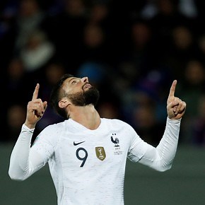 Francia sigue en la cima