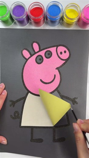 Sand painting of Peppa Pig #viralshorts #sandasmr #oddlysatisfying #Relaxing #HappySandArt #shorts
