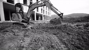  Are you registered to bid?  This weeks auction has over 2500 items listed! So be sure you are registered, so you can place a bid!  Tune into the video to see how to get registered! https://tinyurl.com/mr3wu3pb | AuctionTime | Facebook