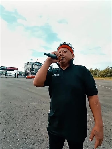 Beny Kimpling Erdeve (@benykimplingerdeve)’s videos with Led Zepplin Wanna Be - Making Fill