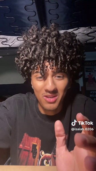 Ultimate Guide to Volume Sprays for Curly Hair