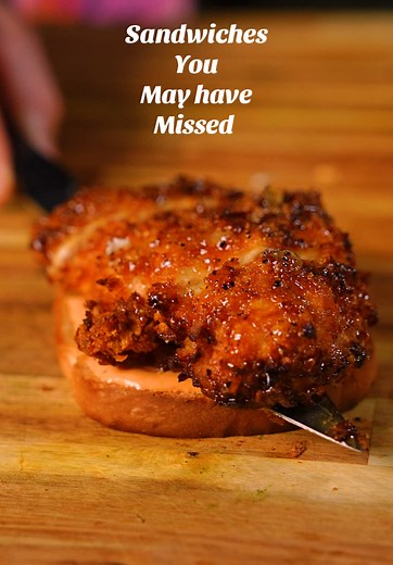 Sandwiches you may have missed Here are 3 sandwiches that where so good. If you haven’t followed yet make sure you do so you@Never miss another one 1) garlic honey BLT 2) sticky Buffalo 3) orange chicken #sandwiches #sandwich #chickensandwich