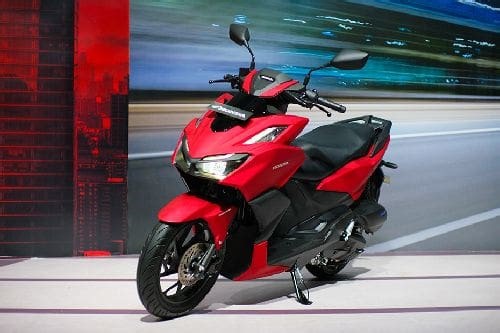 Honda Vario 160 Videos - Review & Road Test | Oto