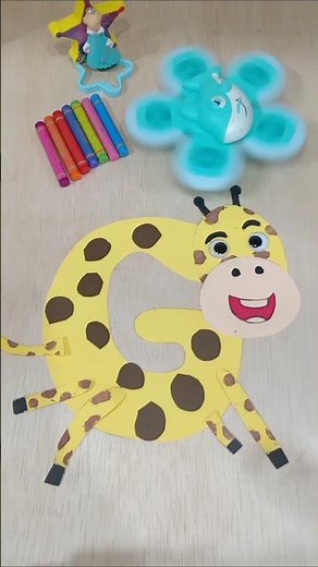 Alphabet craft letter G giraffe 🦒! #diy #satisfying #papercraft #easycrafts