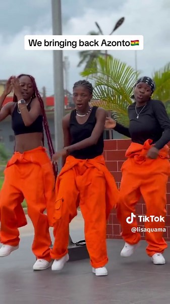 Bringing Back Azonto Dance in Ghana 🇬🇭 | Mzansi Chronicles