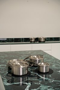 Invisacook – The Invisible Induction Cooktop for Modern Kitchens Invisacook is a cutting-edge invisible induction cooktop installed beneath your countertop, designed to transform any kitchen into a sleek and multifunctional space. With no visible burners or controls, Invisacook creates a clean, uninterrupted surface that can be used for cooking, food preparation, dining, or entertaining. Using advanced induction cooking technology, Invisacook heats your cookware directly while keeping the cerami