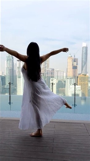 Living the moment 💃 🤍