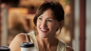 Watch Jennifer Garner Adorably Fail A Box Jump In Totally Relatable Workout Video