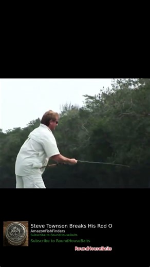 Mako JUMPS + Kayak DRAGGED + Bass SMASH + Topwater EXPLOSION #shorts