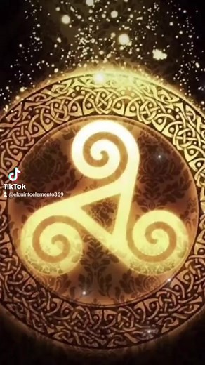 12K views · 595 reactions | Por el poder de tres veces tres Por la tierra y por el aire ,poe el agua y por el fuego Por el poder de los Cinco Elementos #decretospoderosos #decretospositivos #decretar #yosoycreador#yosoycreadora#porelpoderdetresvecestres#mantras#decretospoderosos | El quinto Elemento | Facebook