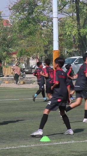 Warm up 🔥⚽️#fbis #fbissoccerschool #fbisMN