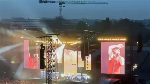 8.4K views · 82 reactions | Anyone at Robbie Williams? | Newry.ie | Facebook