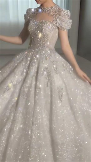 Iconic Dress ✨✨✨ #korean #chinese #bride #Glow #songcover #music #coversong #fashion #1mfashion #yt