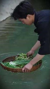 Into the Wild Hills: Foraging Spring Greens to Cook in a Pot of Hotpot Joy!