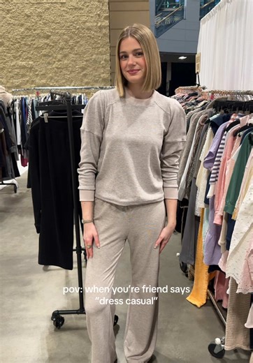 Casual Dress Code Explained: What to Wear for Friends