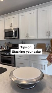 3.1K views · 47 reactions | My favorite tips on how to stack your cake properly and get it ready ... | Theblondewhobakes | Facebook