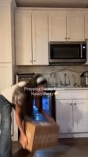 Thank you @boxedwater for stocking my mini fridge for my Fancy Nancy Birthday Party⭐️ Are you the "serve" or "help yourself" kind of host? | Benulus