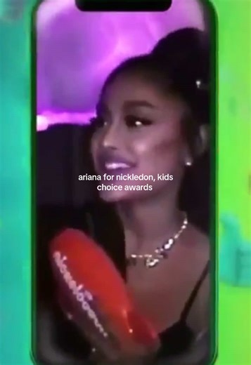 Ariana Grande Thanks Nickelodeon Kids' Choice Awards Fans