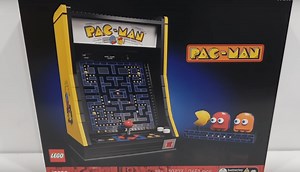 Lego Pac-Man machine reviewed