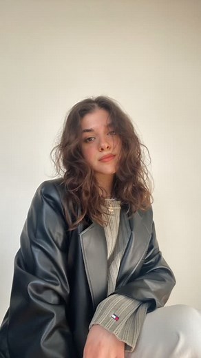 photoshoot 🤎🪡🤞🏻🤡🫑✨😌🫀🪐💆🏼‍♀️