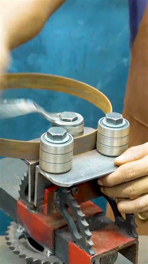 How to Making DIY Tool to Bend Steel 🔨⚒ #DIY #WorkshopTips #SafetyFirst #DIYProject #LifeHack #DIYProjects #Metalworking #biolifestyle #biolife #biolifestyle🌿 | Woodworking Ideas