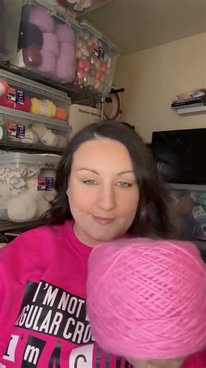 For the people in the back… 📢📢DO NOT TRY TO CROCHET WITH WORSTED WEIGHT YARN! Try using bulky/