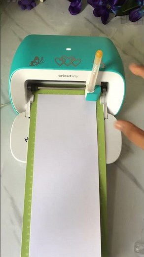 Label making using Cricut Joy | School Labels | DIY with Cricut Deluxe Paper
