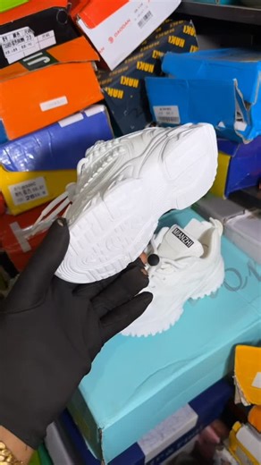 KIDS BRAND NEW STOCK SHOES IN ABUJA 👍ABIGAIL EKHATOR 👍 on Instagram: "Stocky chunky white ❤️ Size 26-31 32 33 35 36 37 16k each"