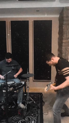 🔥 Get ready to rock! 🤘 LEOD Band is launching their debut EP on 17/01/2026! 🎸 Pre-order now on all major platforms! 🎶 #LEODBand #NewMusic #RockOn | LEOD