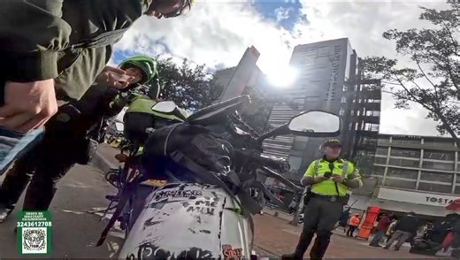 1.5M views · 17K reactions | Miren lo que le hacen y le dicen al compañero por solo estar trabajando para su estudio Bienvenidos a Picaminosos 420 Team Colombia para que no les pase esto Link del grupo filtro  https://chat.whatsapp.com/Gm4WaUFy7pEHaTOqU1ULsk | Picaminosos 420 Team Colombia | Facebook