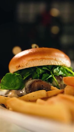 The Ultimate Wellington Burger Experience